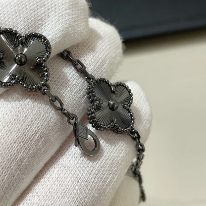 [Amore Jewels]CLOVER 5 MOTIF BLACK BRACELET