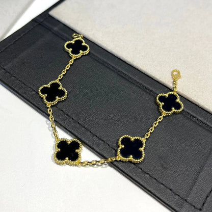 [Amore Jewels] CLOVER 5 MOTIF ONYXS BRACELET COLLECTION