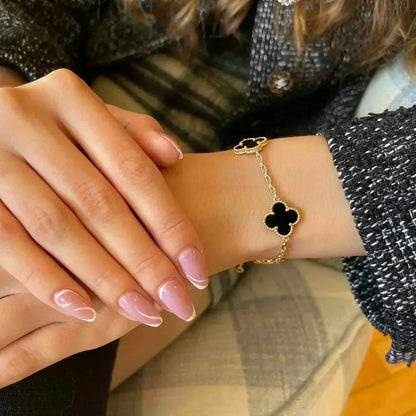 [Amore Jewels] CLOVER 5 MOTIF ONYXS BRACELET COLLECTION