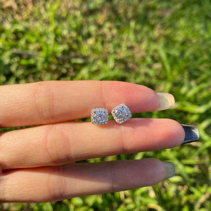 [Amore Jewels]Classic Round Center Stone Stud Earrings