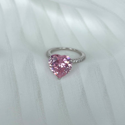 [Amore Jewels]6.0 Carat Luxurious Sparkling Romantic Heart Cut Lover Ring