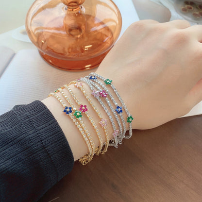 [Amore Jewels]Sparkling Flower Shape Tennis Bracelet