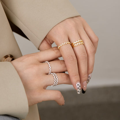 [Amore Jewels]Delicate Enchanting Wave Shape Daily Ring