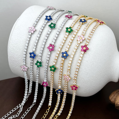 [Amore Jewels]Sparkling Flower Shape Tennis Bracelet