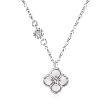 [Amore Jewels]Delicate Flower Shape Necklace