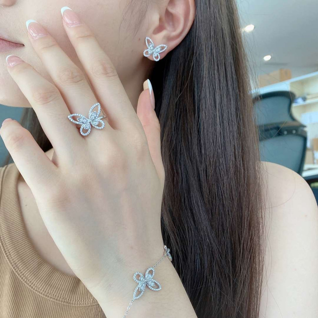 [Amore Jewels]Delicate Butterfly Pendant Bracelet
