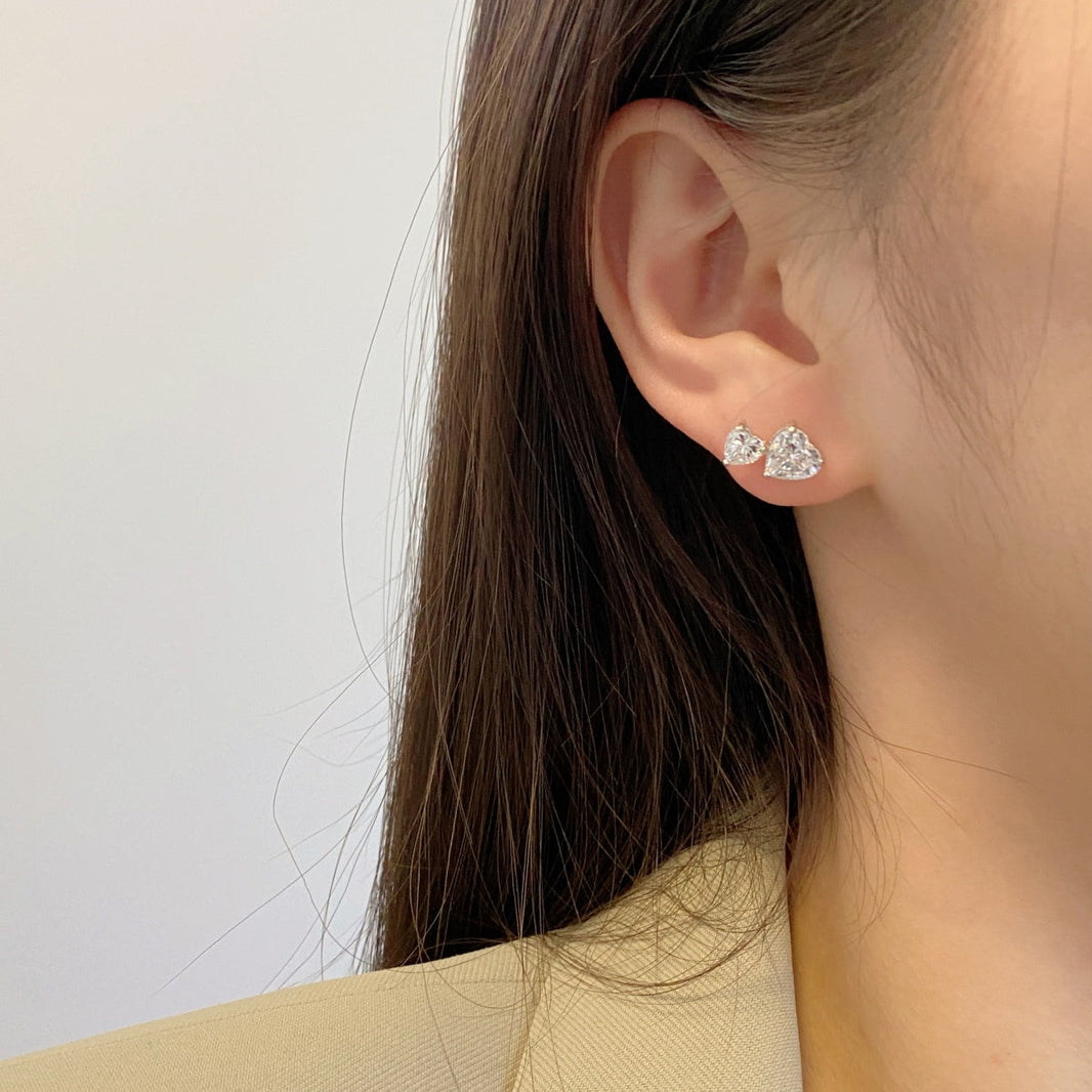 [Amore Jewels]Double Heart-Shape Classic Princess Style Earrings