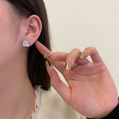 [Amore Jewels]Delicate Square Shape Earrings