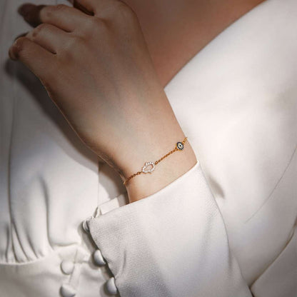 [Amore Jewels]Gost Shape & Round Shape Necklace