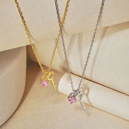 [Amore Jewels]Unique Heart Shape Key Pendent Necklace
