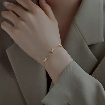 [Amore Jewels]Radiant Butterfly Shape Necklace