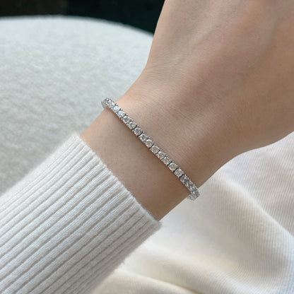 [Amore Jewels]Dainty Charming Round Cut Tennis Bracelet