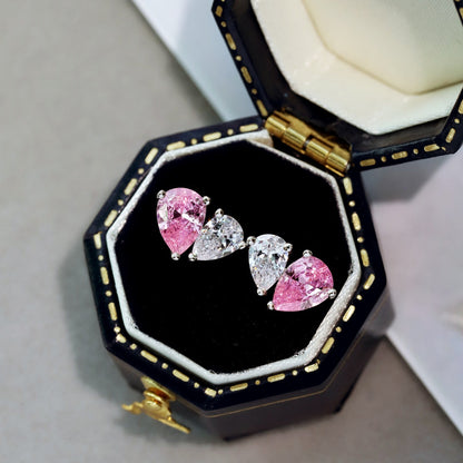 [Amore Jewels]Dazzling Elegant Heart Cut Lover Earrings