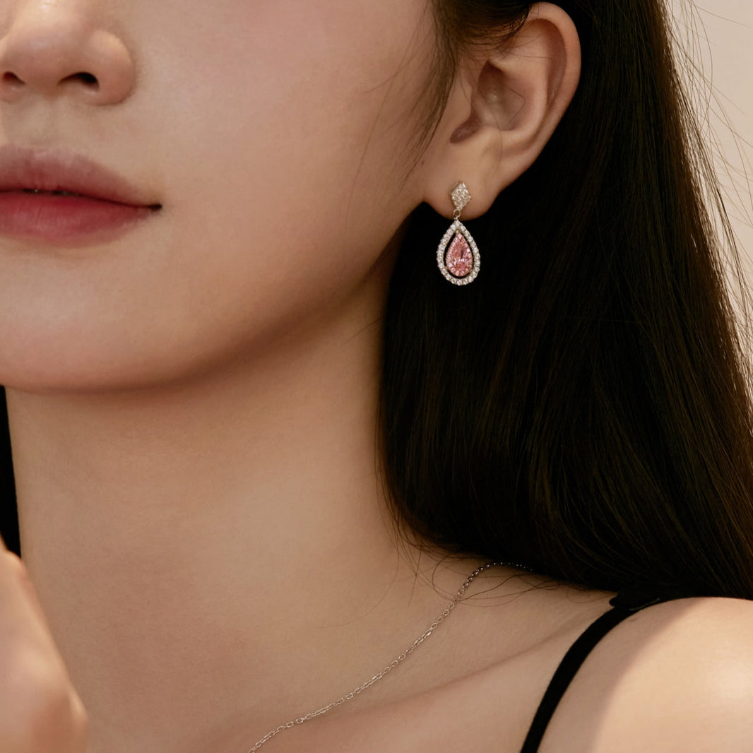 [Amore Jewels]Ornate Delicate Water Drop Shape Banquet Earrings