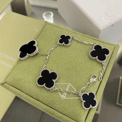 [Amore Jewels]CLOVER 5 MOTIFS SIVLER ONYX BRACELET