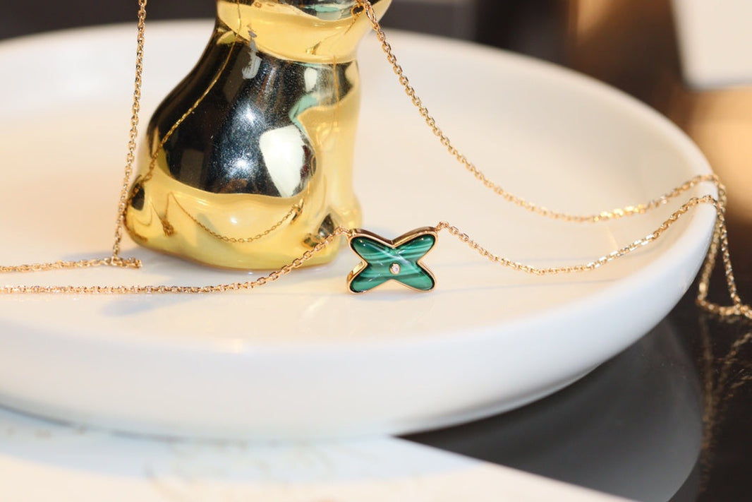 [Amore Jewels]JEUX MALACHITE 1 DIAMOND PINK GOLD NECKLACE