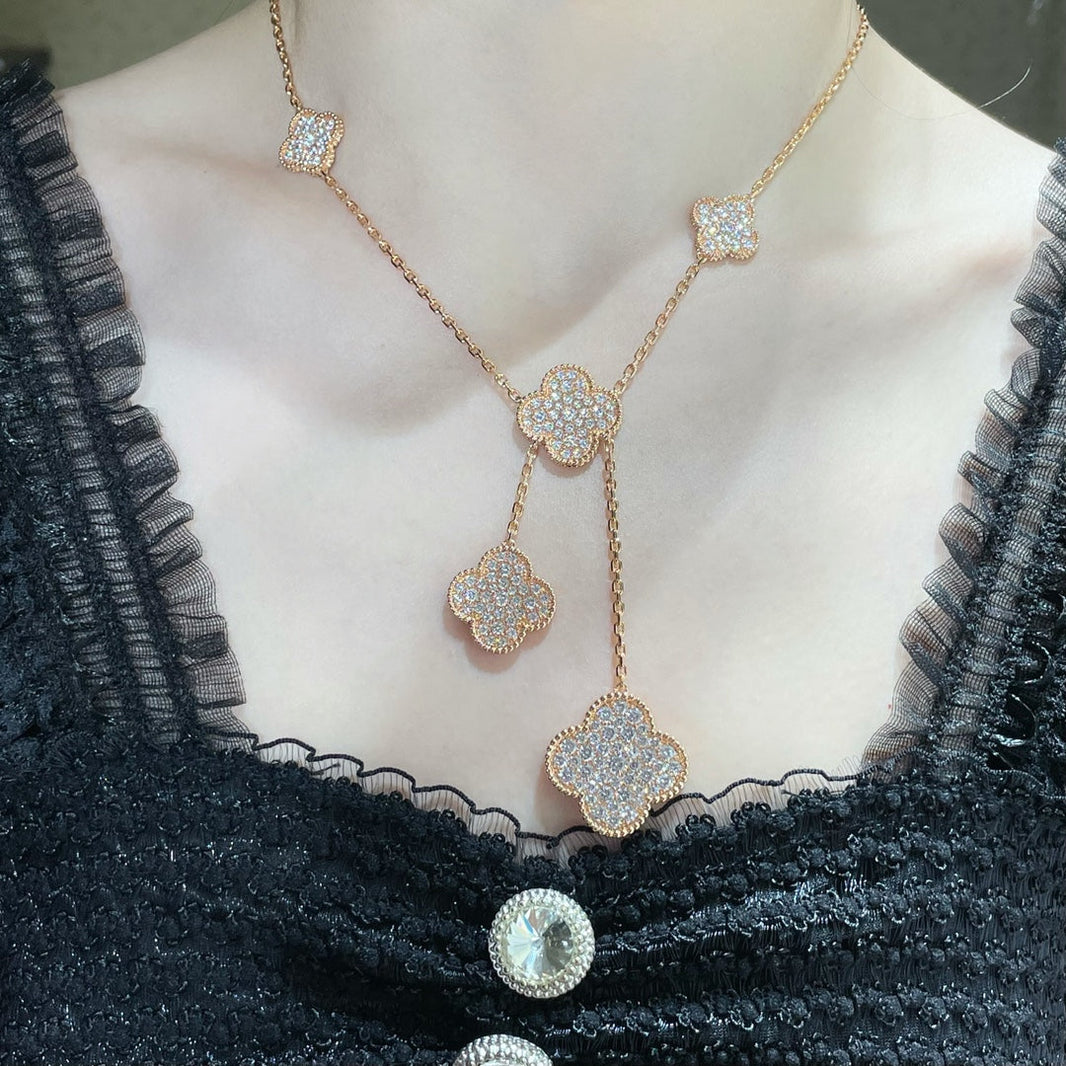 [Amore Jewels]CLOVER 6 MOTIF DIAMOND PAVED NECKLACE