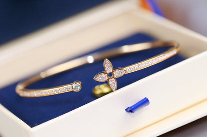 [Amore Jewels]IDYLLE PINK GOLD OPEN BRACELET DIAMOND PAVED
