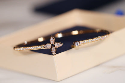 [Amore Jewels]IDYLLE GOLD OPEN BRACELET DIAMOND PAVED