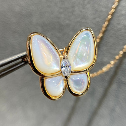 [Amore Jewels]BUTTERFLY MOP DIAMOND NECKLACE