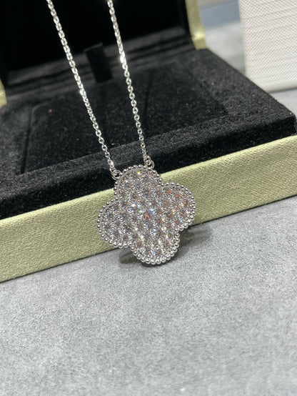 [Amore Jewels]CLOVER 25MM LARGE PENDANT DIAMOND PAVED SILVER NECKLACE