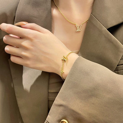 [Amore Jewels]LOGO STAR MOTIF GOLD BRACELET