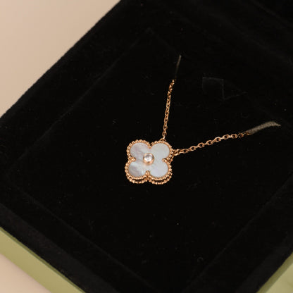 [Amore Jewels]CLOVER 15MM DIAMOND WHITE FRITILLARIA NECKLACE