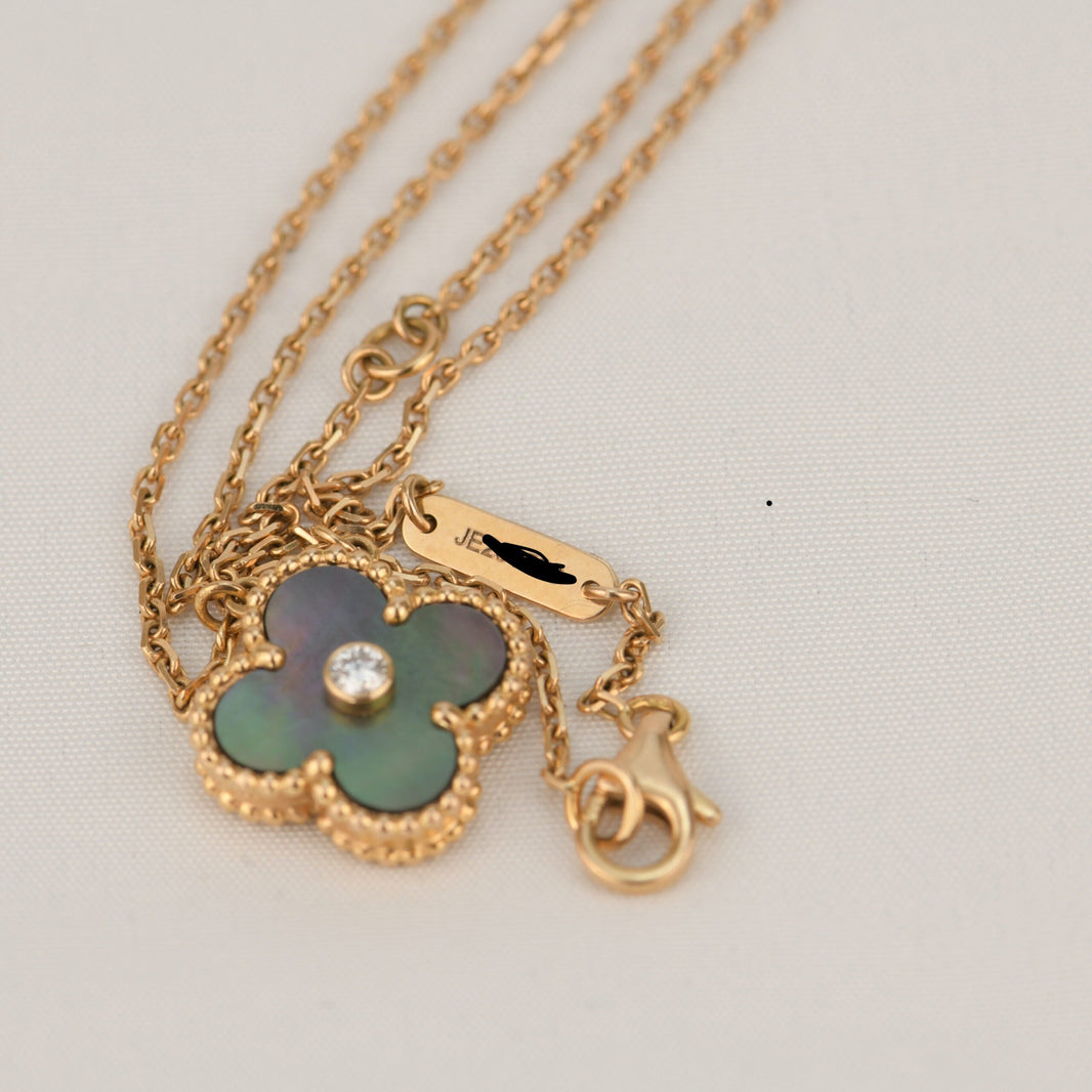 [Amore Jewels]CLOVER 15MM DIAMOND AND MOTHER-OF-GREY NECKLACE