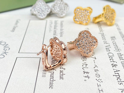 [Amore Jewels]CLOVER DIAMOND STUD EARRINGS