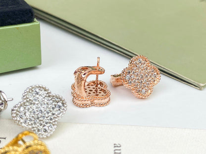 [Amore Jewels]CLOVER DIAMOND STUD EARRINGS
