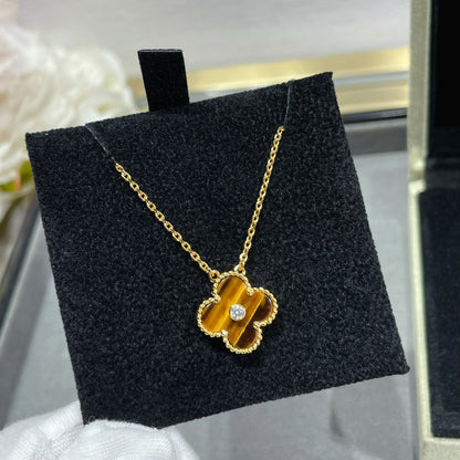 [Amore Jewels]CLOVER 15MM DIAMOND AND YELLOW TIGER'S EYE AGATE necklace