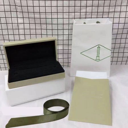 [Amore Jewels] VA クローバー ボックス ギフトバッグ