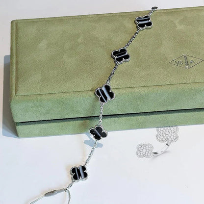 [Amore Jewels] CLOVER 5 MOTIF PULSAR STONE BRACELET COLLECTION