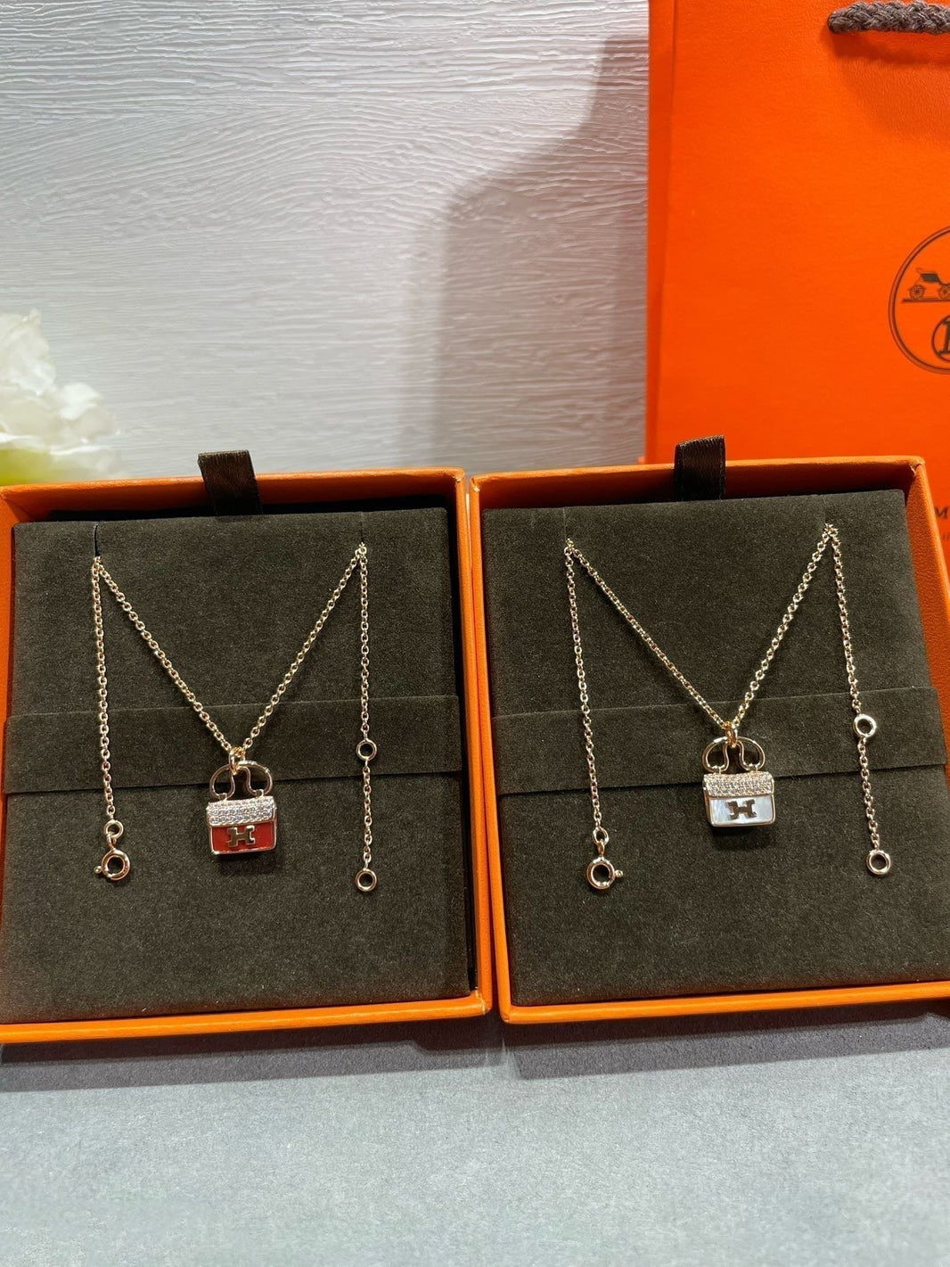 [Amore Jewels]H CIRCE MOISSANITE PENDANT NECKLACE GOLD