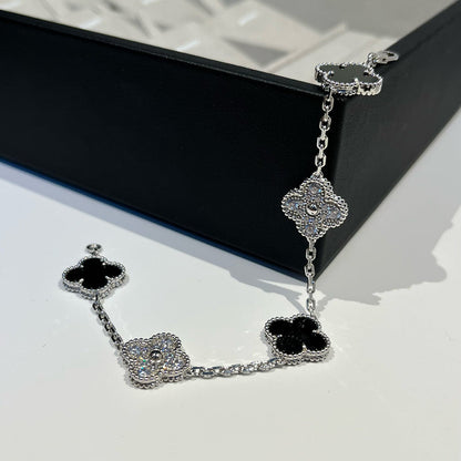 [Amore Jewels] CLOVER 5 MOTIF ONYXS BRACELET COLLECTION