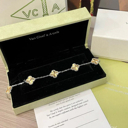 [Amore Jewels] CLOVER 5 MOTIF LASER BRACELET COLLECTION